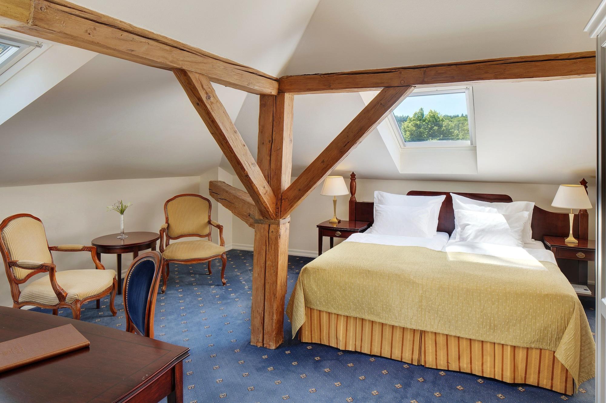 Gourmet Hotel Villa Patriot Марианске-Лазне Экстерьер фото