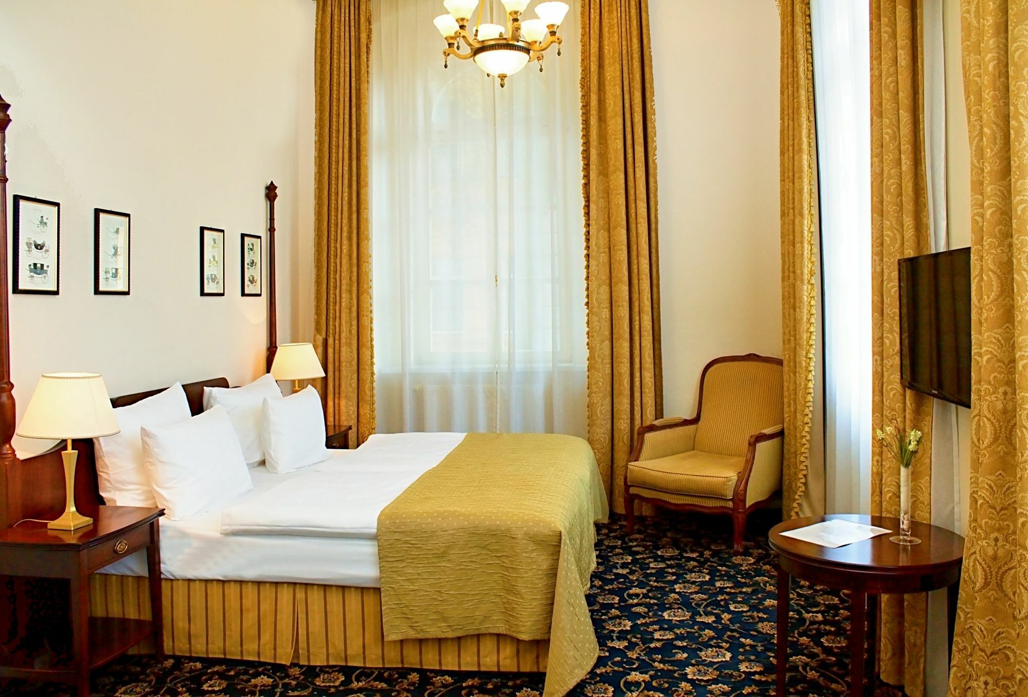 Gourmet Hotel Villa Patriot Марианске-Лазне Экстерьер фото