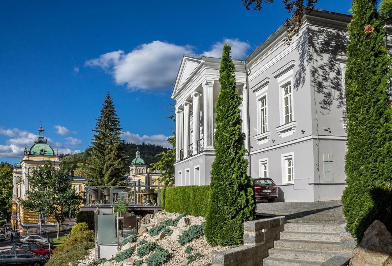 Gourmet Hotel Villa Patriot Марианске-Лазне Экстерьер фото